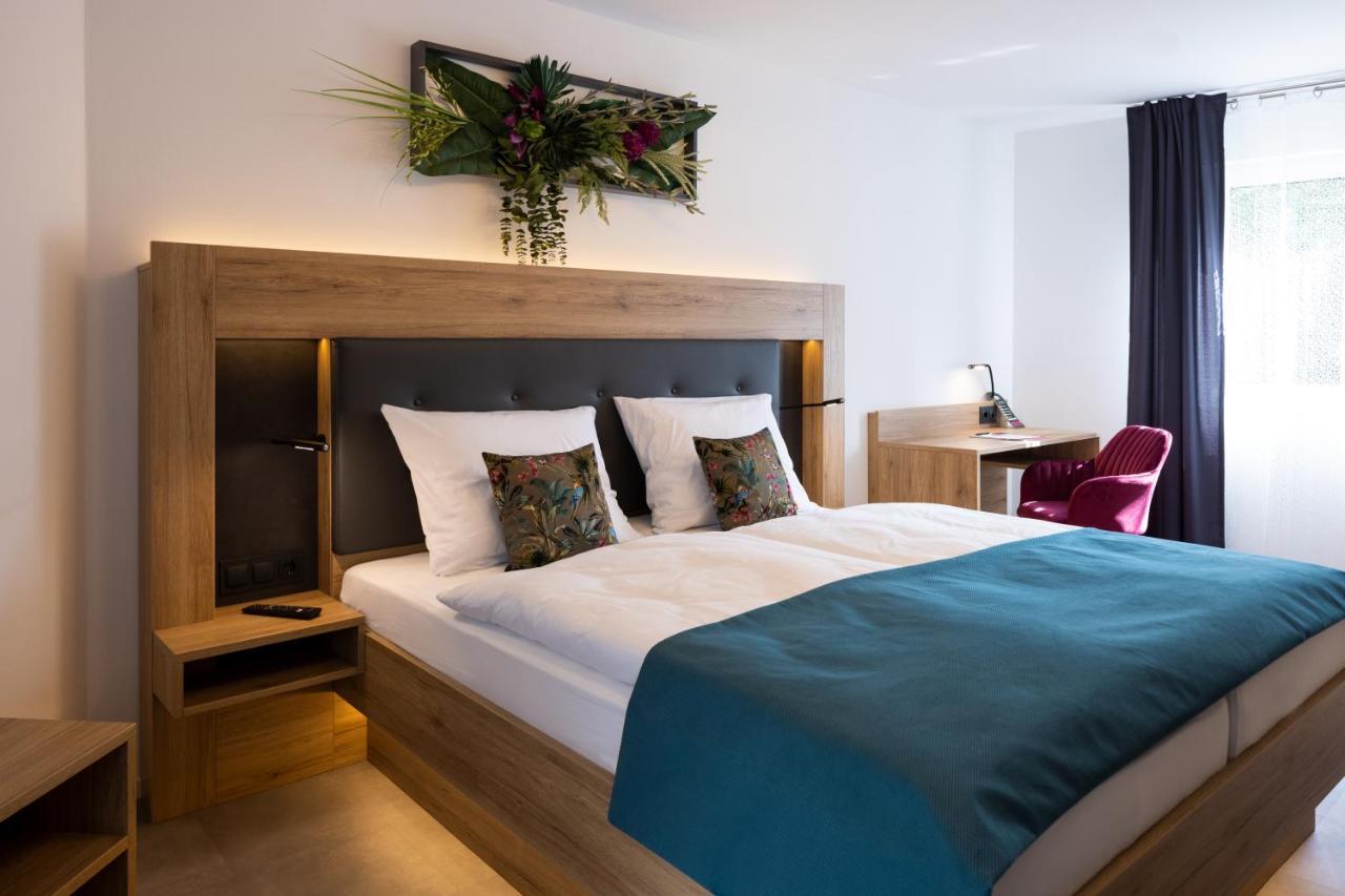 Bed And Breakfast - Homburg Am Main Luaran gambar